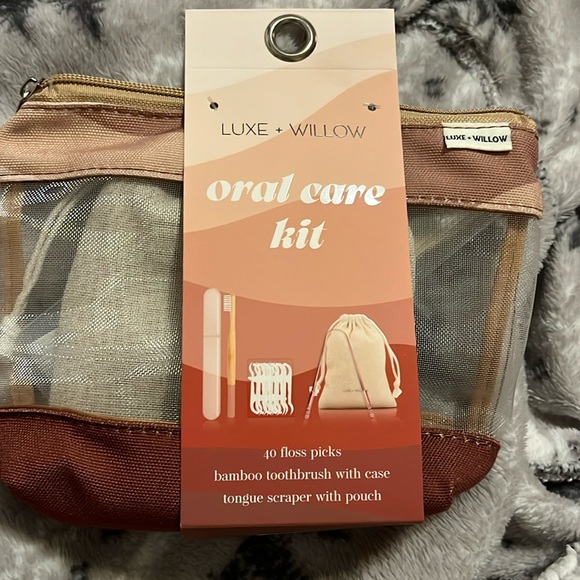 Oral Care Kit - Picture 1 of 5